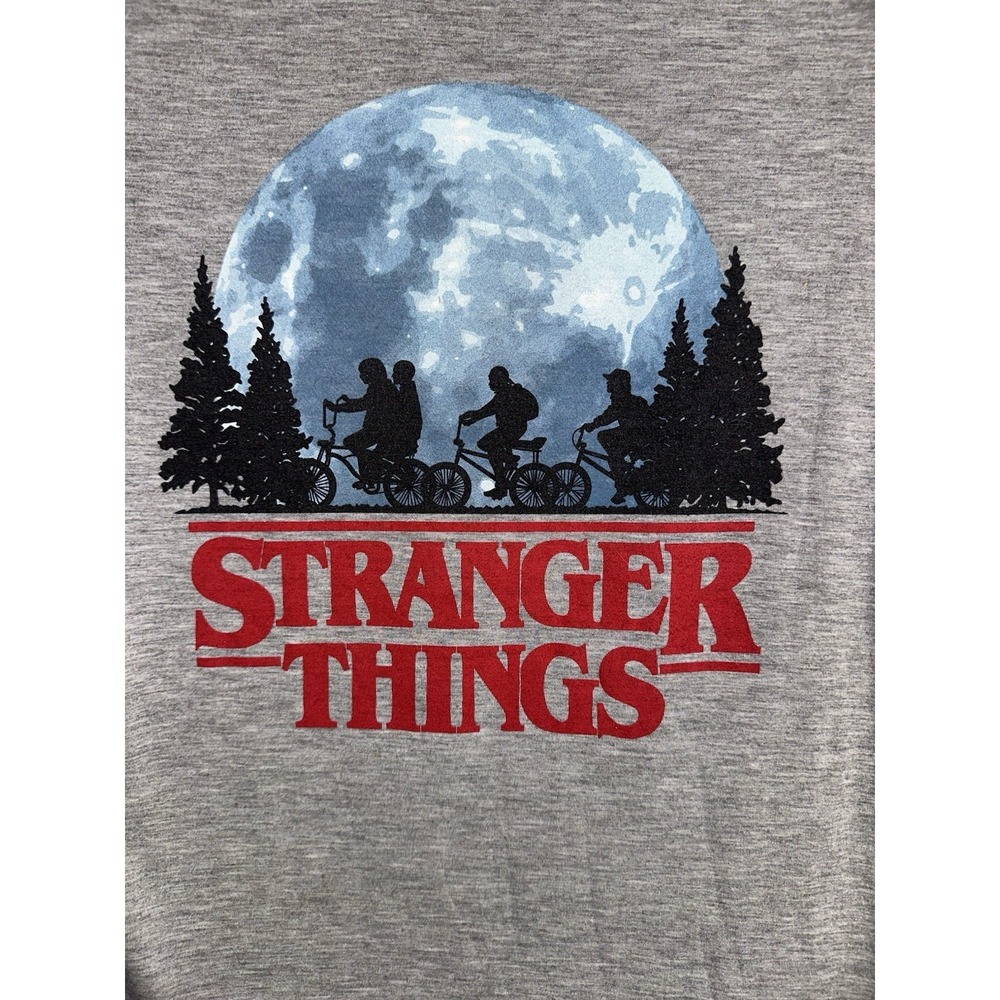 Stranger Things Netflix Women's Droptail Short Sleeve Graphic T-Shirt - Sz XS‎
